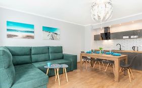 Apartamenty Bałtyk Armii Krajowej by Renters